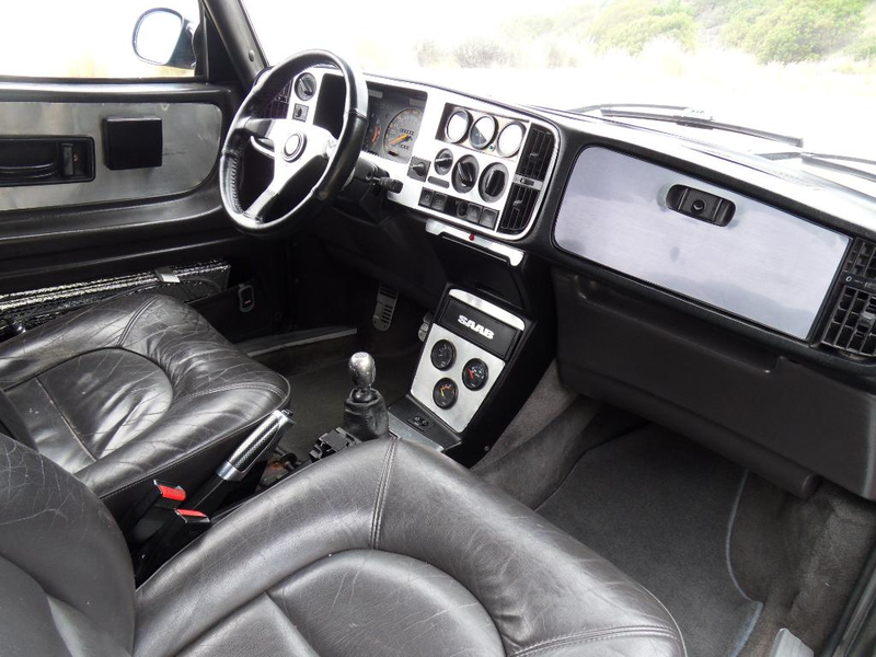 Illustration for article titled For $28,000, It’s Not The Same Old Saab And Dance